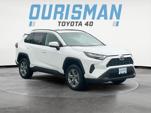 2025 Toyota RAV4 Hybrid XLE