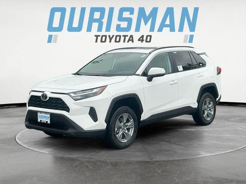 2025 Toyota RAV4 Hybrid XLE
