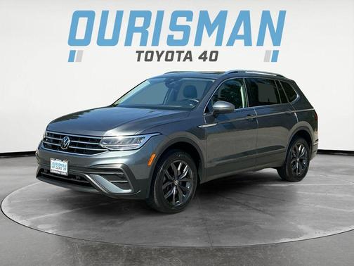 Platinum Gray Metallic 2023 Volkswagen Tiguan 2.0T SE 4MOTION