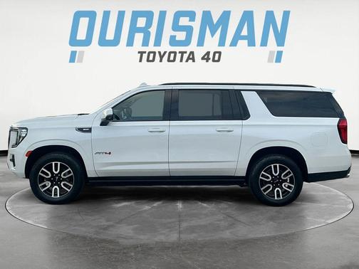 2023 GMC Yukon XL 4WD AT4