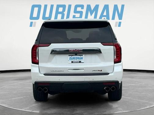 2023 GMC Yukon XL 4WD AT4