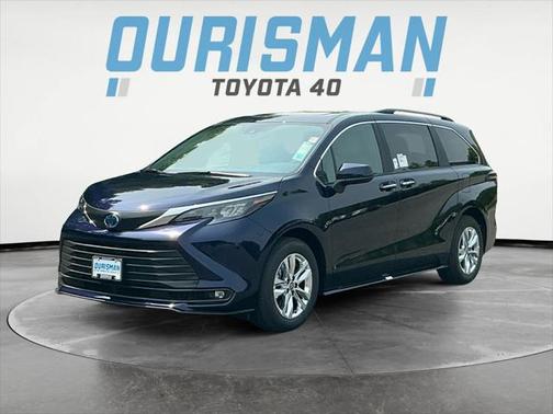 2025 Toyota Sienna XLE 7 Passenger