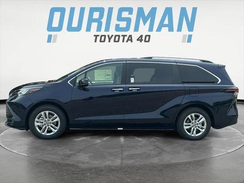 2025 Toyota Sienna XLE 7 Passenger