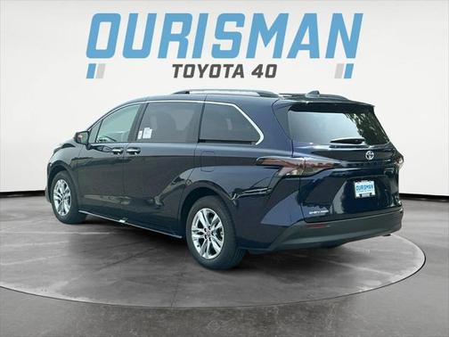 2025 Toyota Sienna XLE 7 Passenger