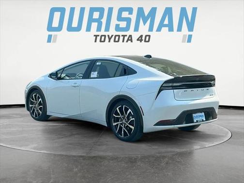 2025 Toyota Prius L