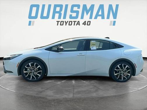 2025 Toyota Prius L