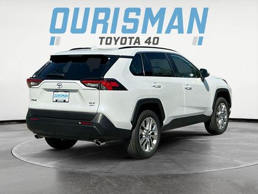 2025 Toyota RAV4 XLE Premium