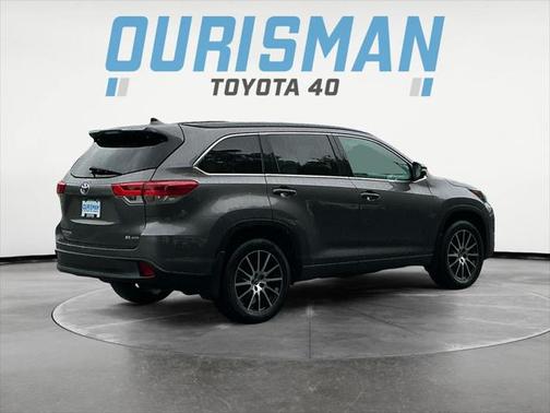 2018 Toyota Highlander SE