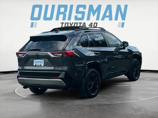 2025 Toyota RAV4 Hybrid SE