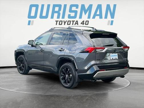 2025 Toyota RAV4 Hybrid SE