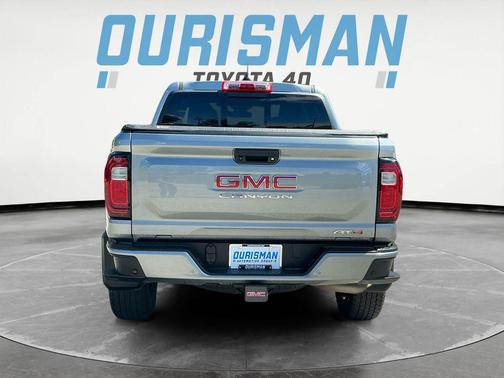 2024 GMC Canyon AT4