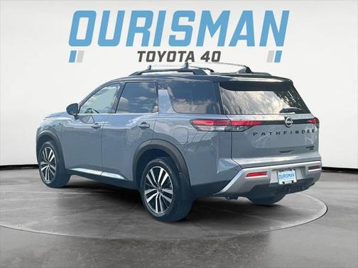 2023 Nissan Pathfinder Platinum 4WD