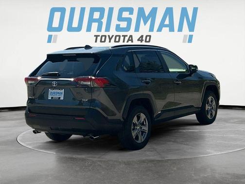 2025 Toyota RAV4 Hybrid XLE