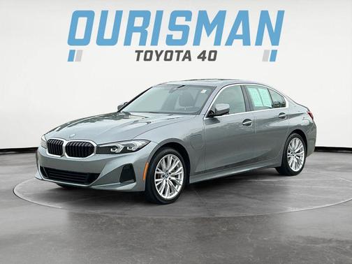 2024 BMW 330e Base