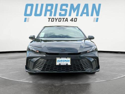 Underground 2026 Toyota Camry SE