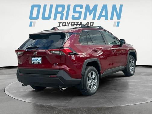 2025 Toyota RAV4 Hybrid XLE