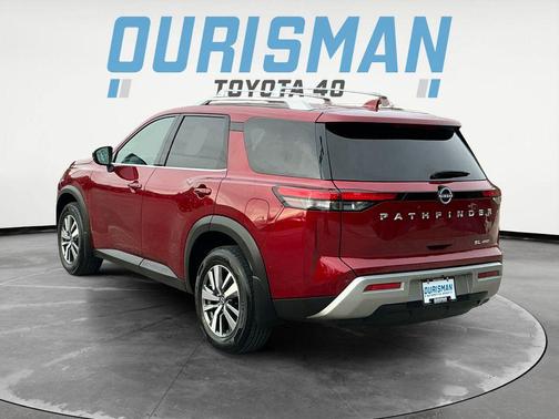 2024 Nissan Pathfinder SL 4WD