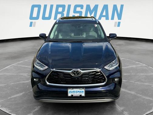 2026 Toyota Highlander Hybrid Platinum