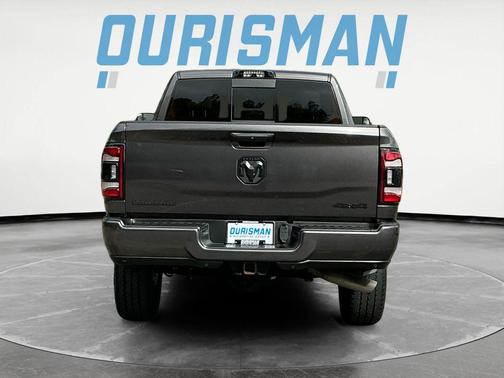 2021 RAM 2500 Laramie Crew Cab 4x4 6'4' Box