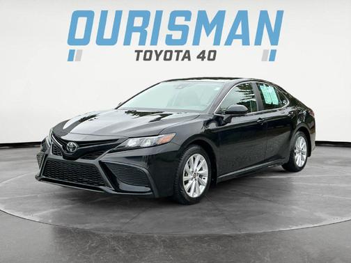 Midnight Black Metallic 2024 Toyota Camry SE