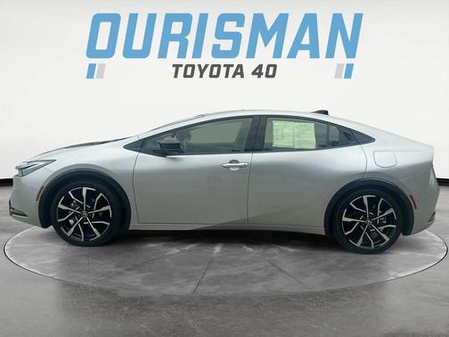 2025 Toyota Prius Plug-In Hybrid XSE