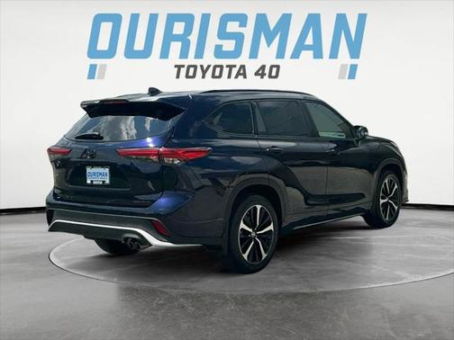 2022 Toyota Highlander XSE