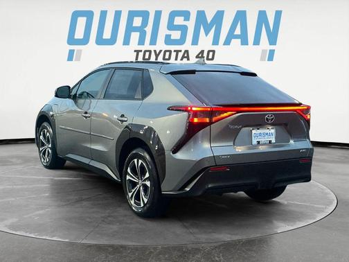 2024 Toyota bZ4X XLE
