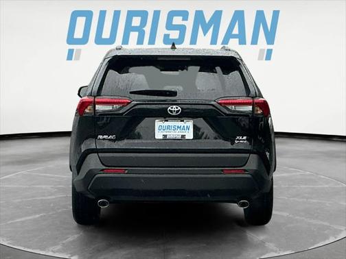 2025 Toyota RAV4 Hybrid XLE Premium