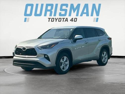 2022 Toyota Highlander LE