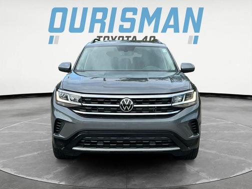 Platinum Gray Metallic 2022 Volkswagen Atlas 3.6L SE w/Technology