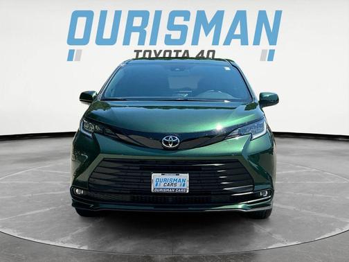 Cypress 2026 Toyota Sienna Woodland Edition