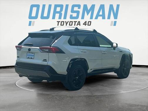 2021 Toyota RAV4 Hybrid SE