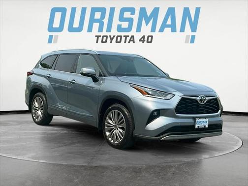 2022 Toyota Highlander Platinum