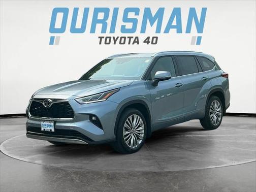 2022 Toyota Highlander Platinum