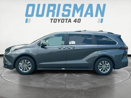 2025 Toyota Sienna XLE 7 Passenger