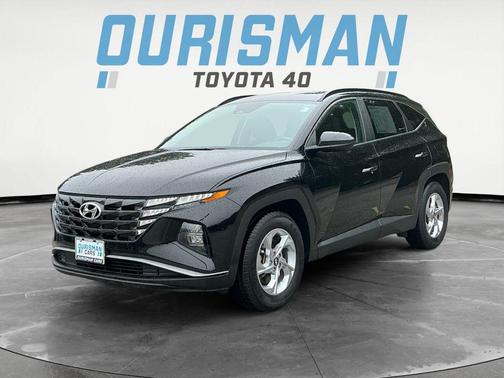 Black Pearl 2024 Hyundai TUCSON SEL