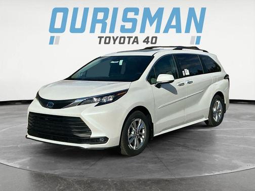 2025 Toyota Sienna XLE