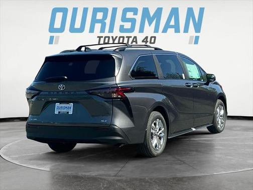 2025 Toyota Sienna XLE 7 Passenger