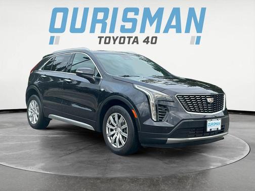 2022 Cadillac XT4 Premium Luxury