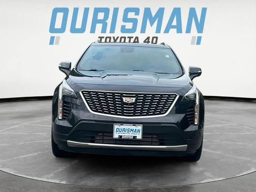 2022 Cadillac XT4 Premium Luxury