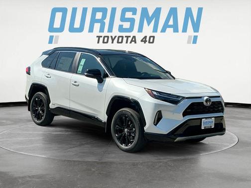 2025 Toyota RAV4 Hybrid SE