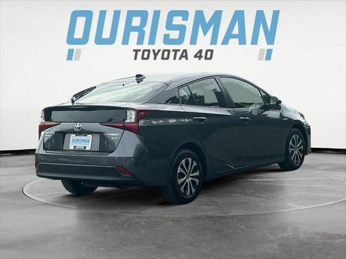 2022 Toyota Prius XLE