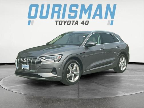 2019 Audi e-tron Premium Plus