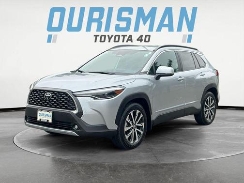 2024 Toyota Corolla Cross XLE