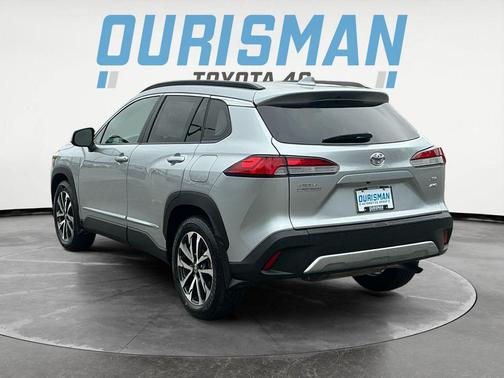 2024 Toyota Corolla Cross XLE