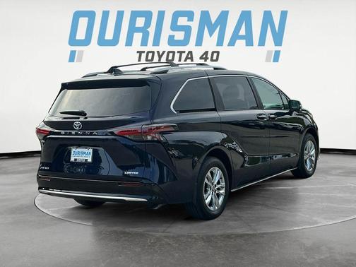2025 Toyota Sienna Limited 7-Passenger