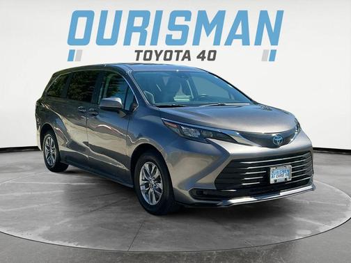 Predawn Gray Mica 2024 Toyota Sienna LE