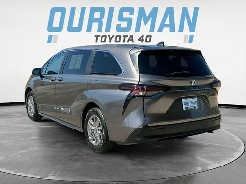 Predawn Gray Mica 2024 Toyota Sienna LE