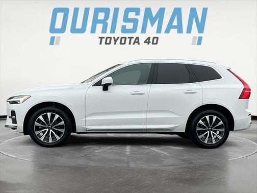 2023 Volvo XC60 B5 Plus Bright Theme