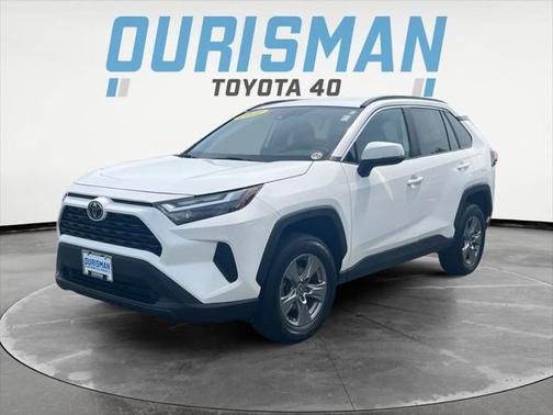 2022 Toyota RAV4 XLE